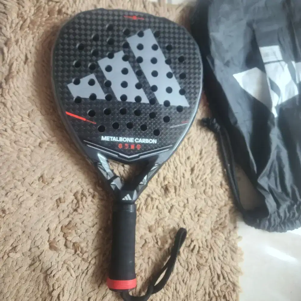 Adidas metalbone carbon 2026