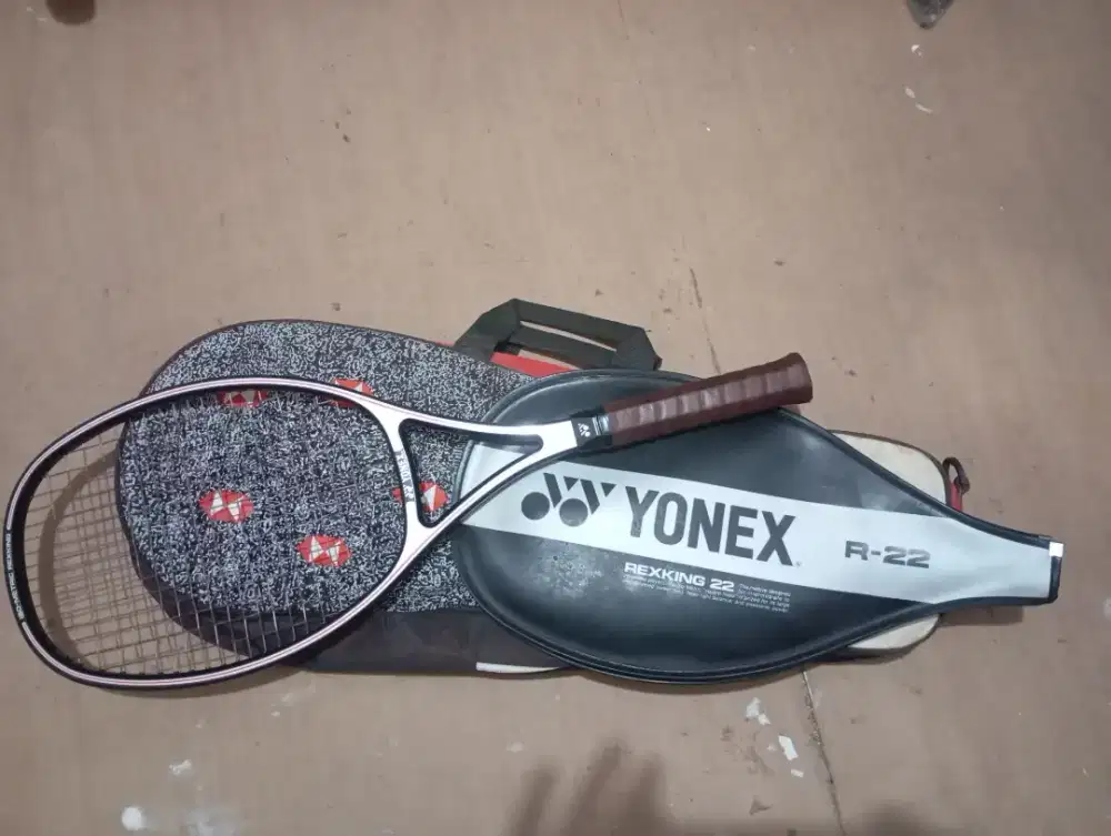 Raket Tenis Yonex