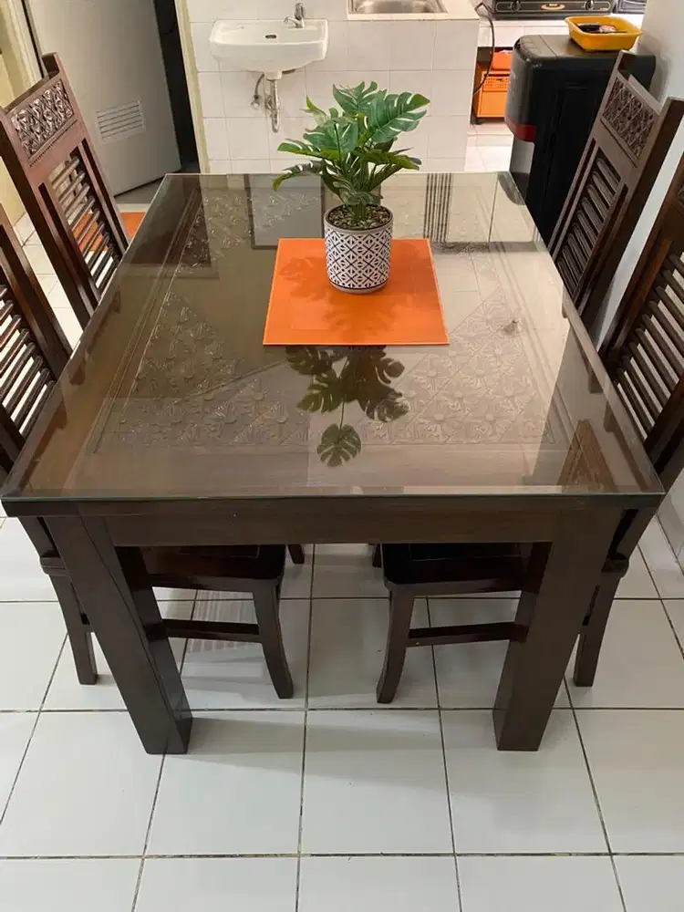 1 Set Meja Makan Kayu Jati