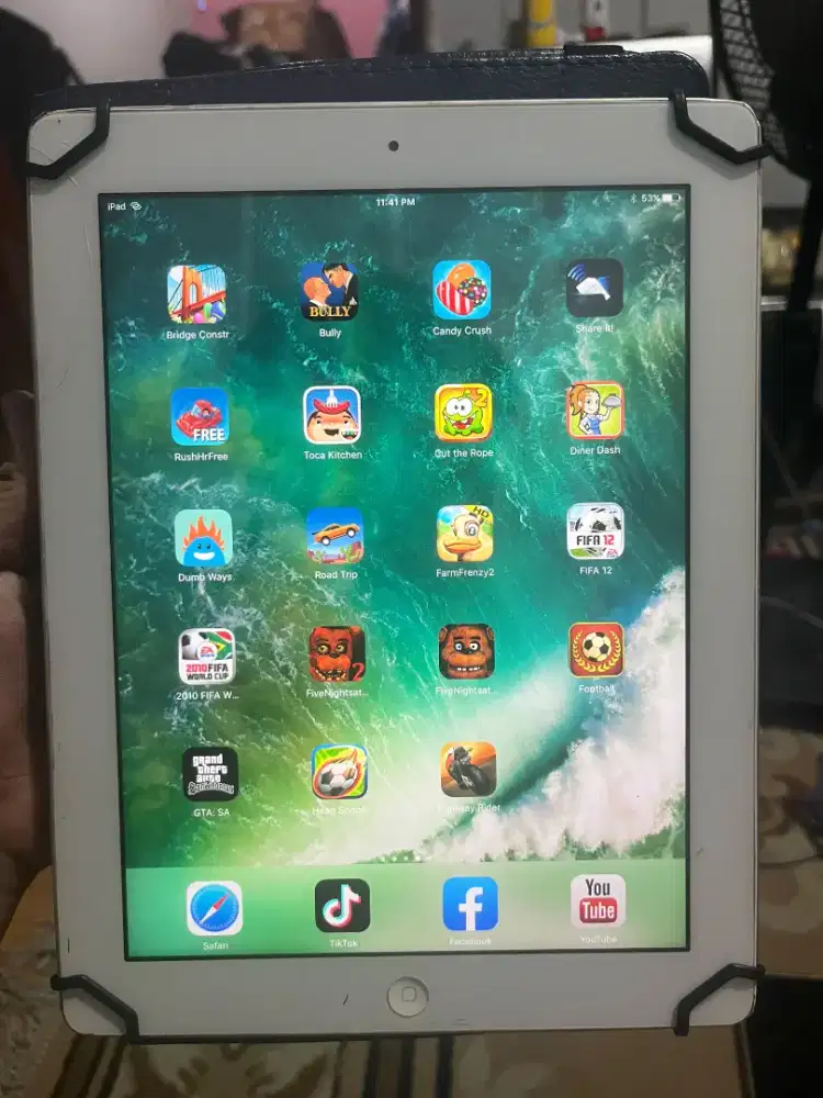 Ipad gen 3 FULL GAMEEEE