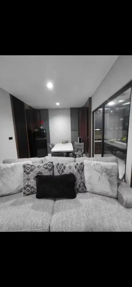 Dijual cepat rumah cantik minimalis modern full furnish di Summarecon