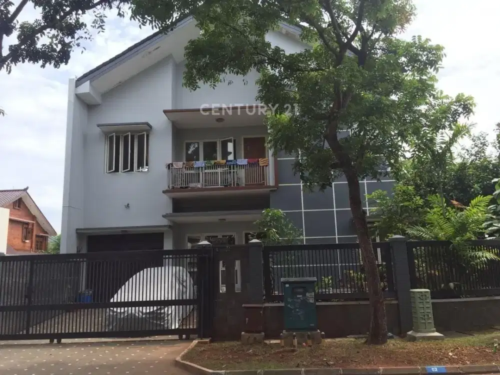 Rumah Komplek Puspitaloka BSD Depan Jalan Utama