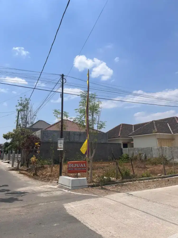 Dijual tanah pekarangan luas 300m2