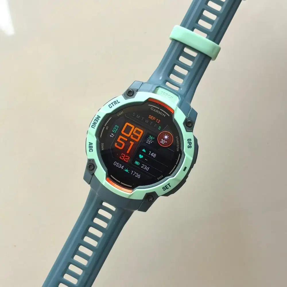 Garmin Instinct 3 Amoled 50mm Neotropic