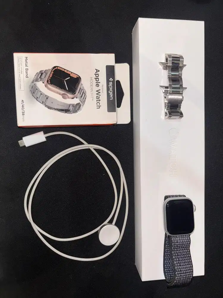 Apple watch series 8 41mm silver