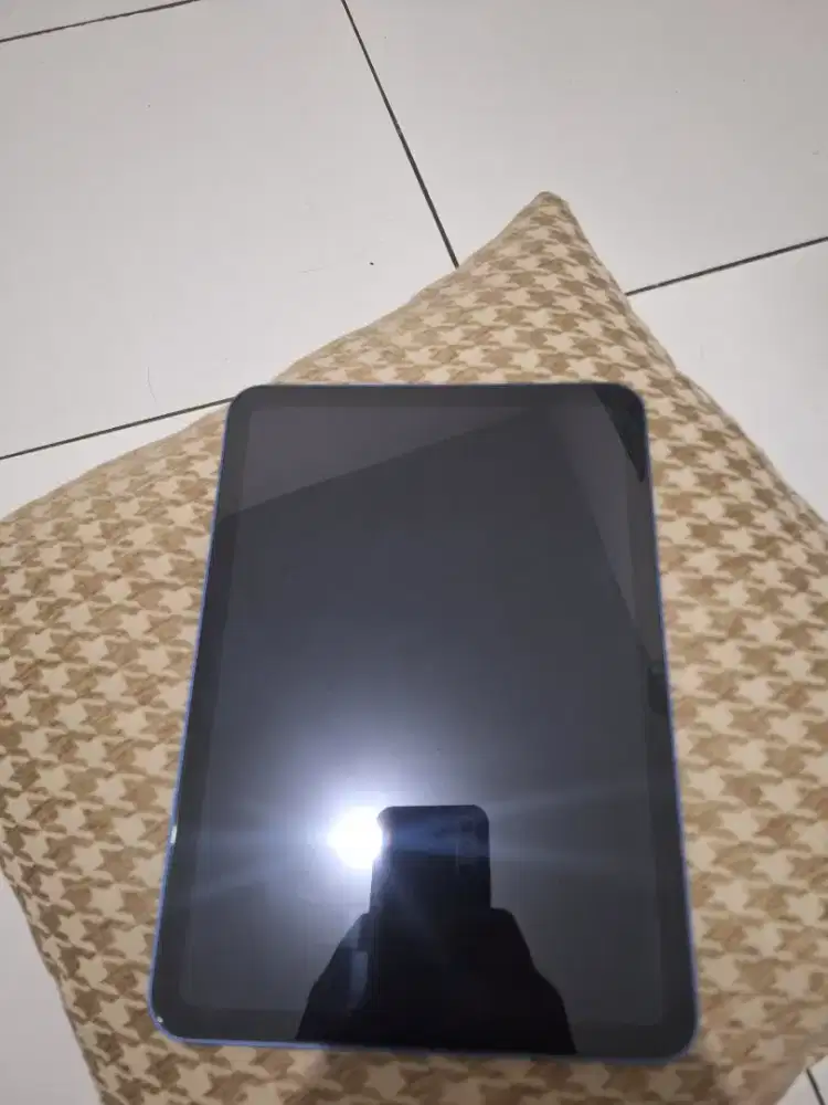 IPAD GEN 10 64GB WIFI RESMI nego
