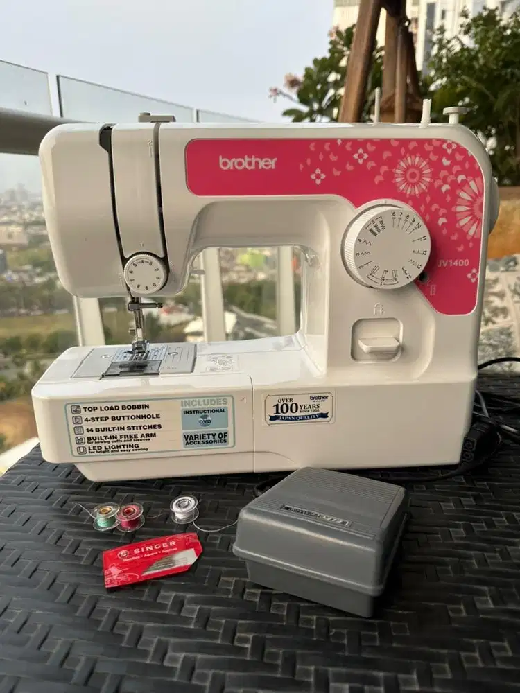 Brother JV1400 mesin jahit portable - jarang dipakai, kondisi baik
