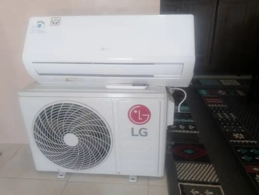 AC 1/2 PK LG new hercules tipe terbaru freon R32
