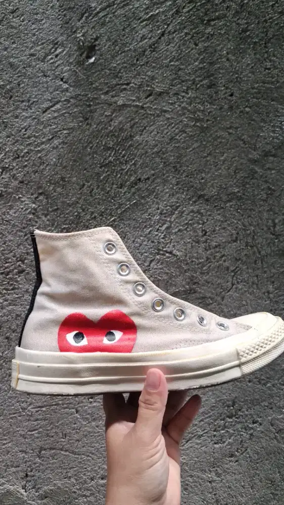 Sepatu converse