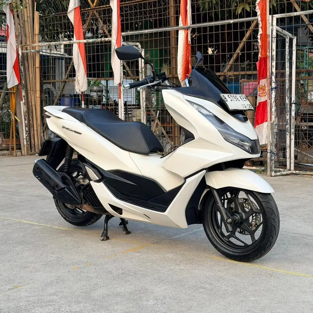 HONDA PCX 2024 CBS KEYLESS KOTA BEKASI TERMURAH