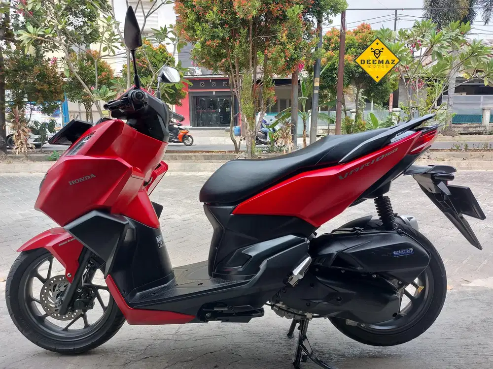 (DP 300 Rb)‼️ Vario 160 CBS Merah 2023 Cash, Kredit & Tukar Tambah