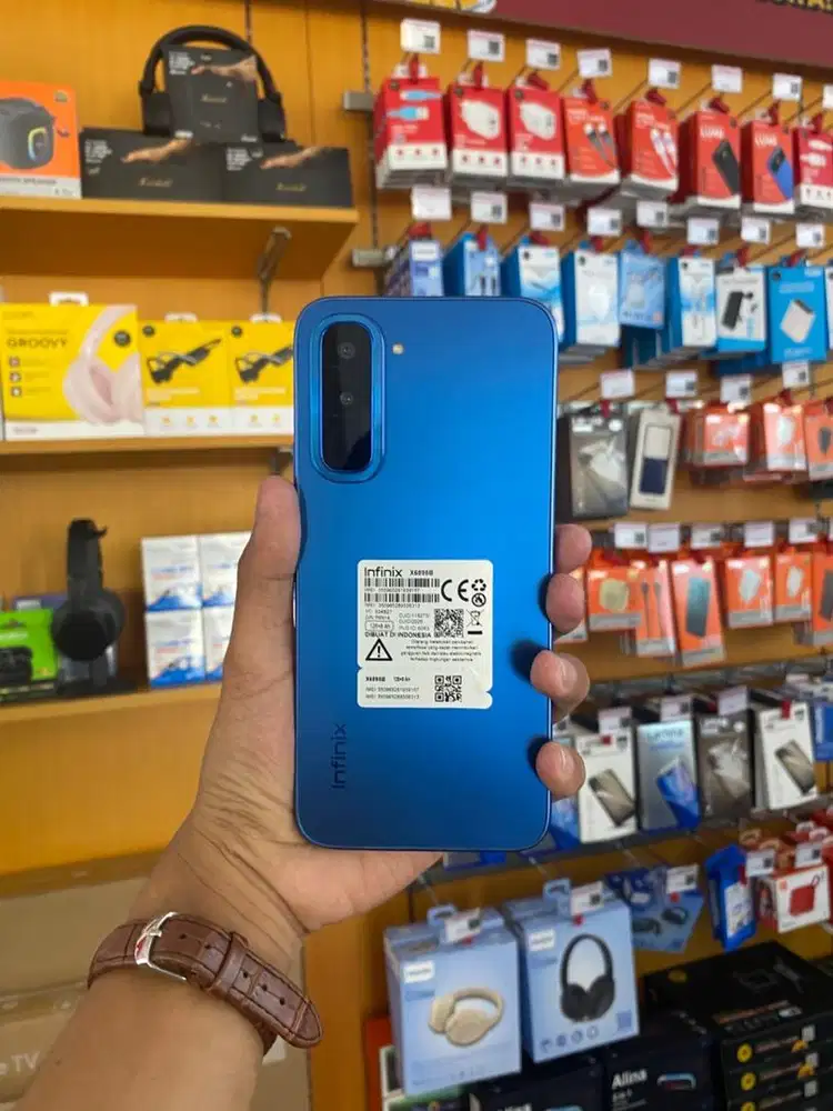 CASH/CREDIT INFINIX HOT 70