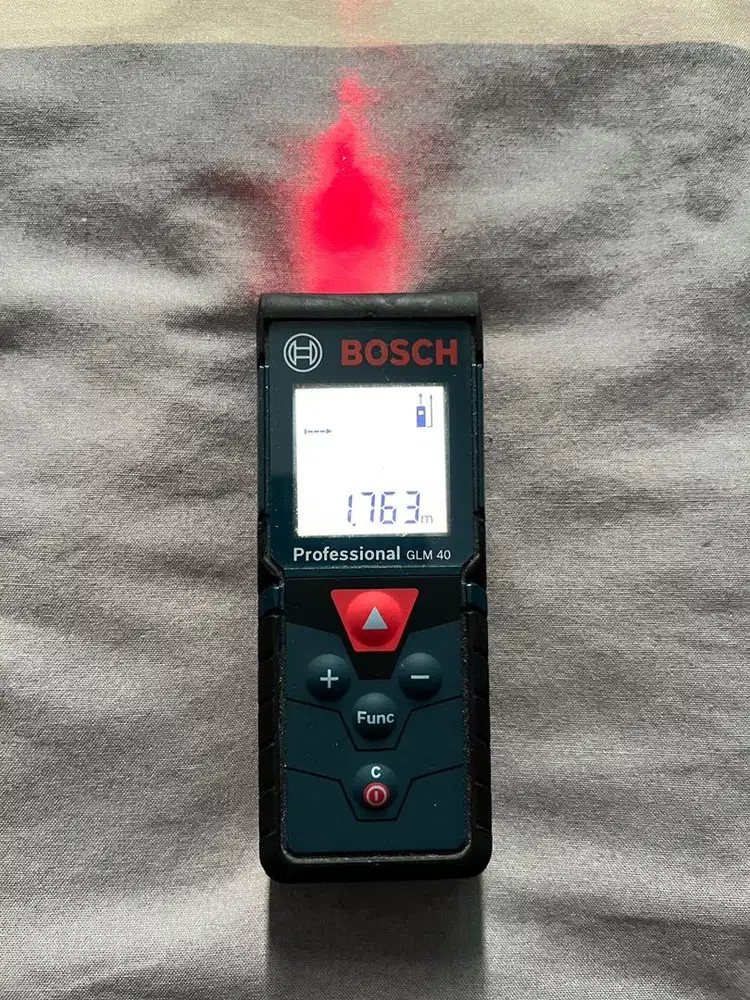 Meteran Laser Bosch GLM 40