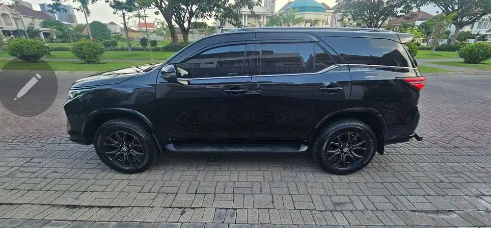 Fortuner GR 4x4 2.8 2025 Balck