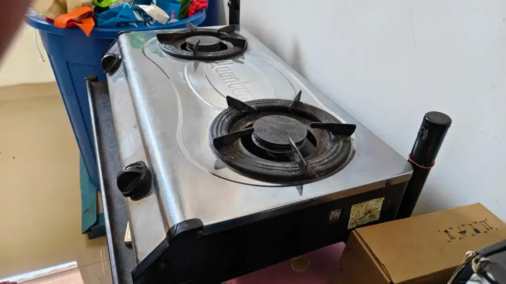 Kompor gas quantum 2 tungku