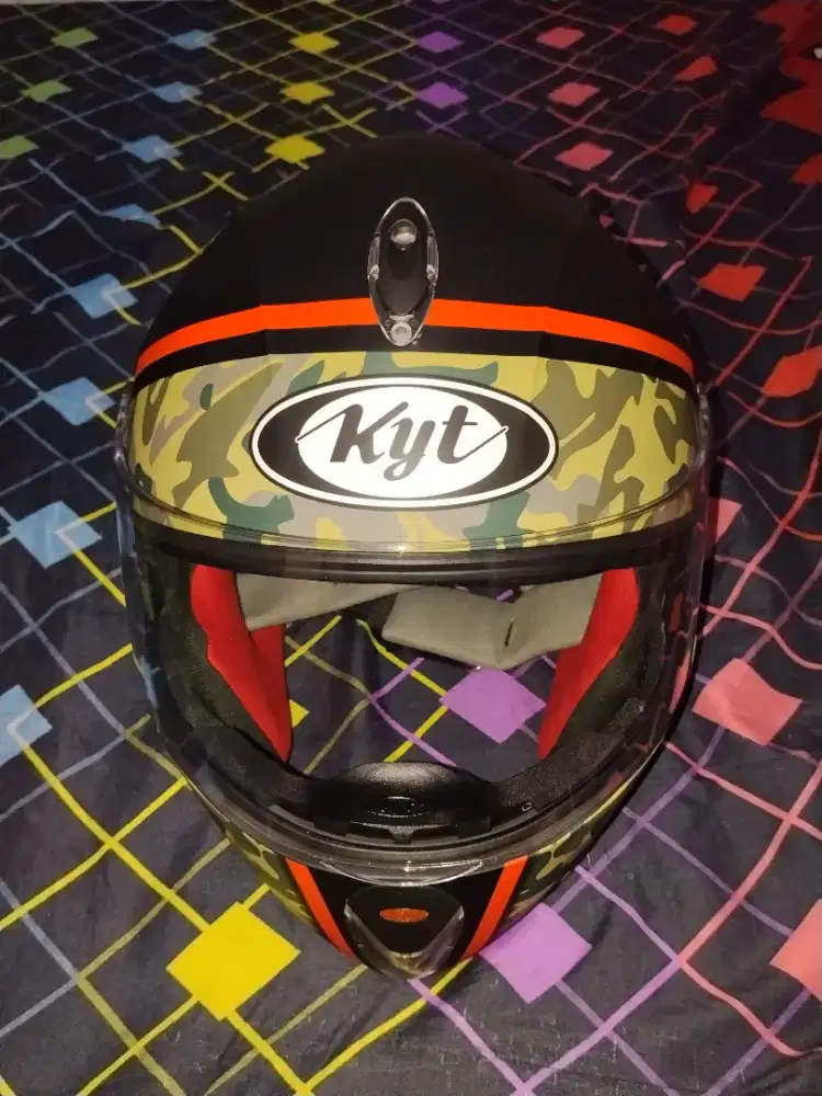 Helm KYT ROCKET