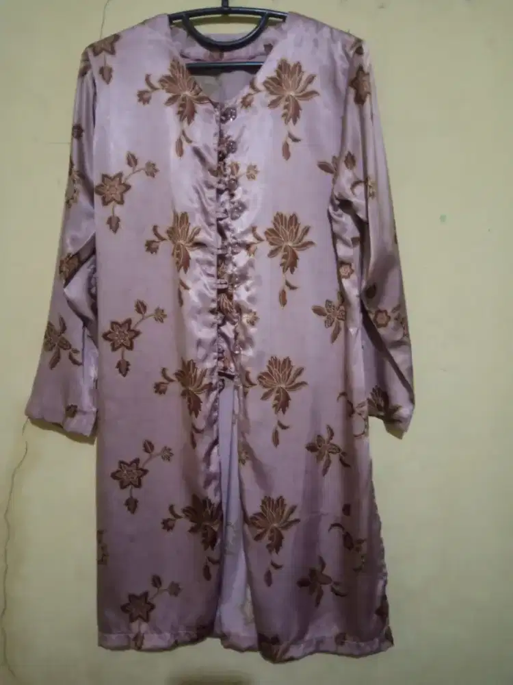 PRELOVED ATASAN BATIK SATIN