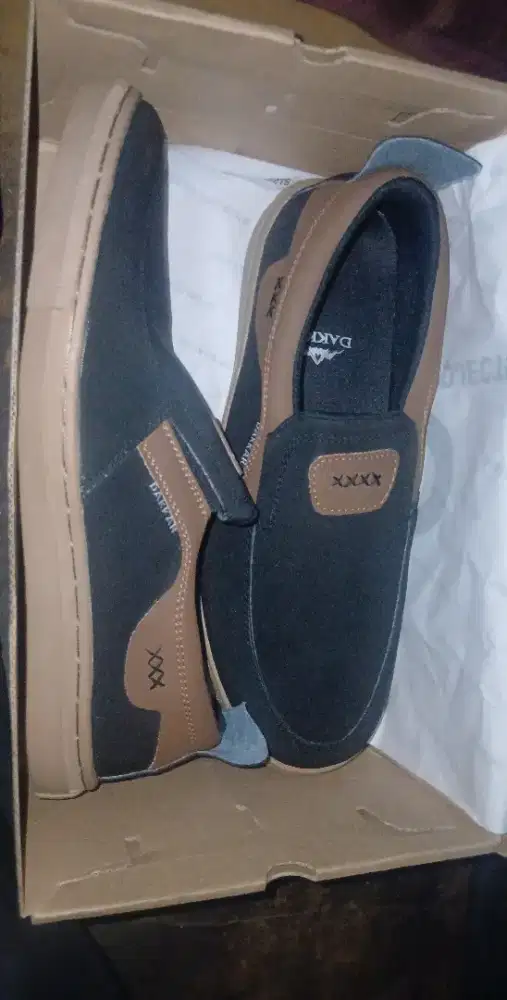 Sepatu Slip On Dakkar Pria Size 45 Hitam Cokelat Baru Lengkap Box