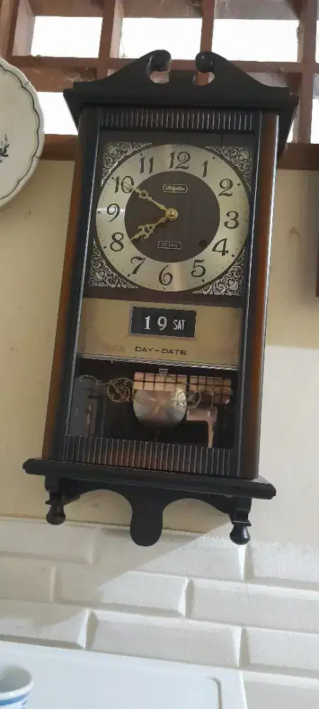 Vintage Jam dinding 2 lubang Asli