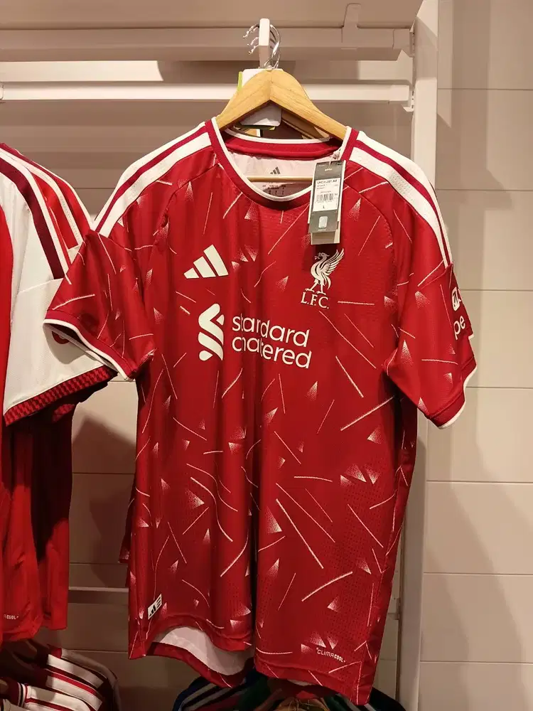 Jersey Original Liverpool Home Player Issue 2026/2027 Size S,M,L,XL