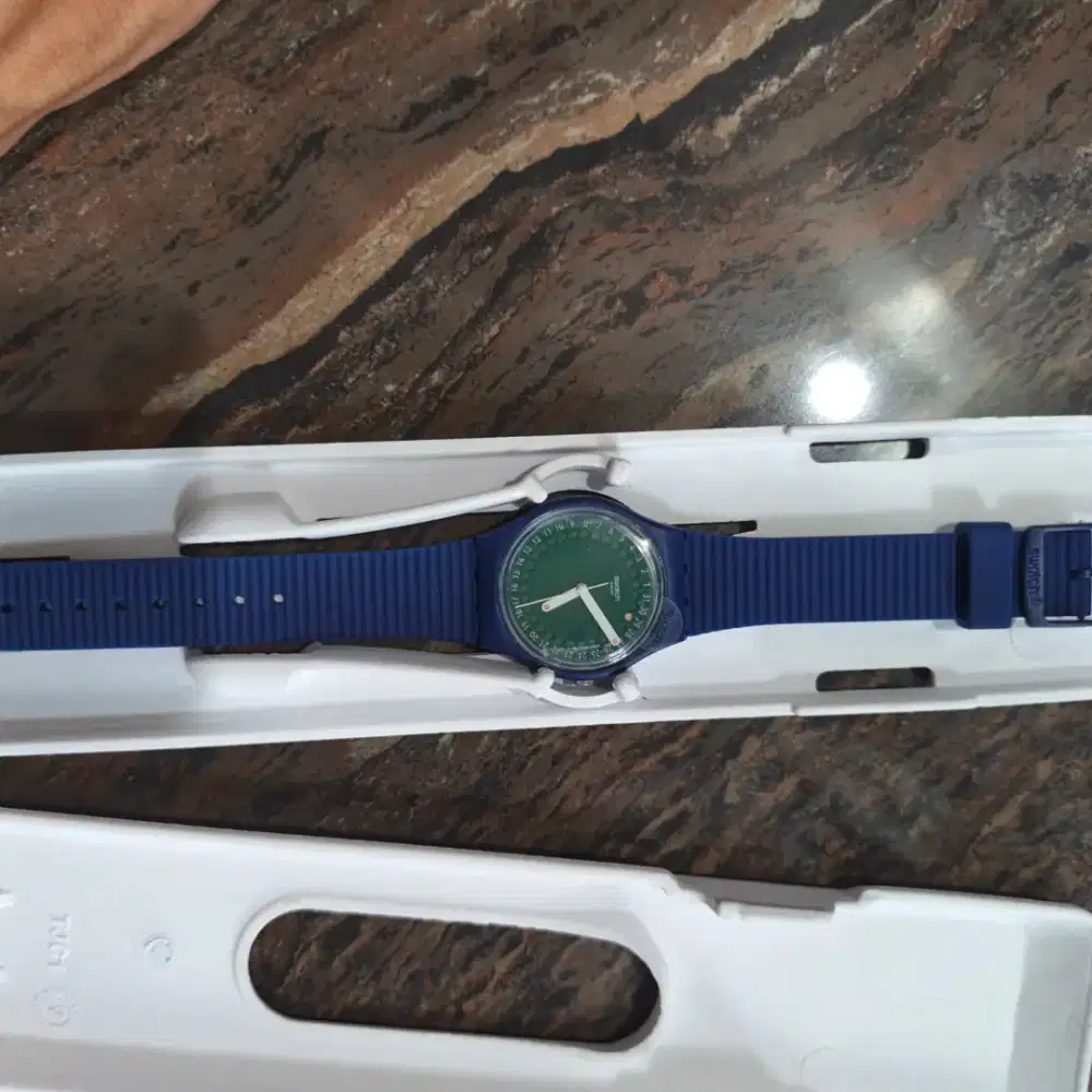 Swatch SO28N403