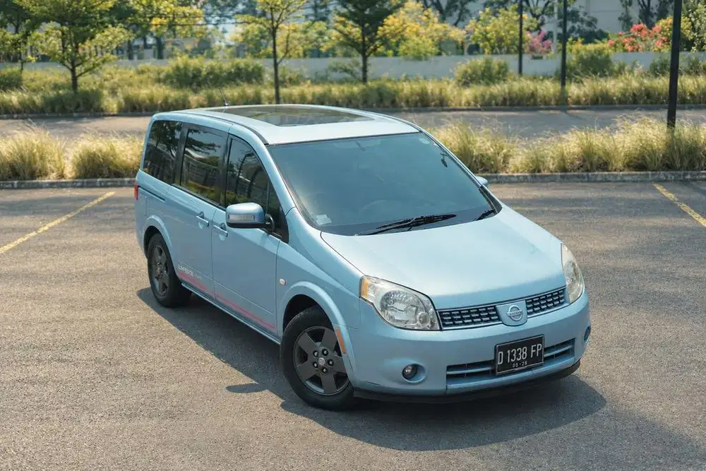 Nissan Lafesta 2005 CBU Japan Wagon Rare