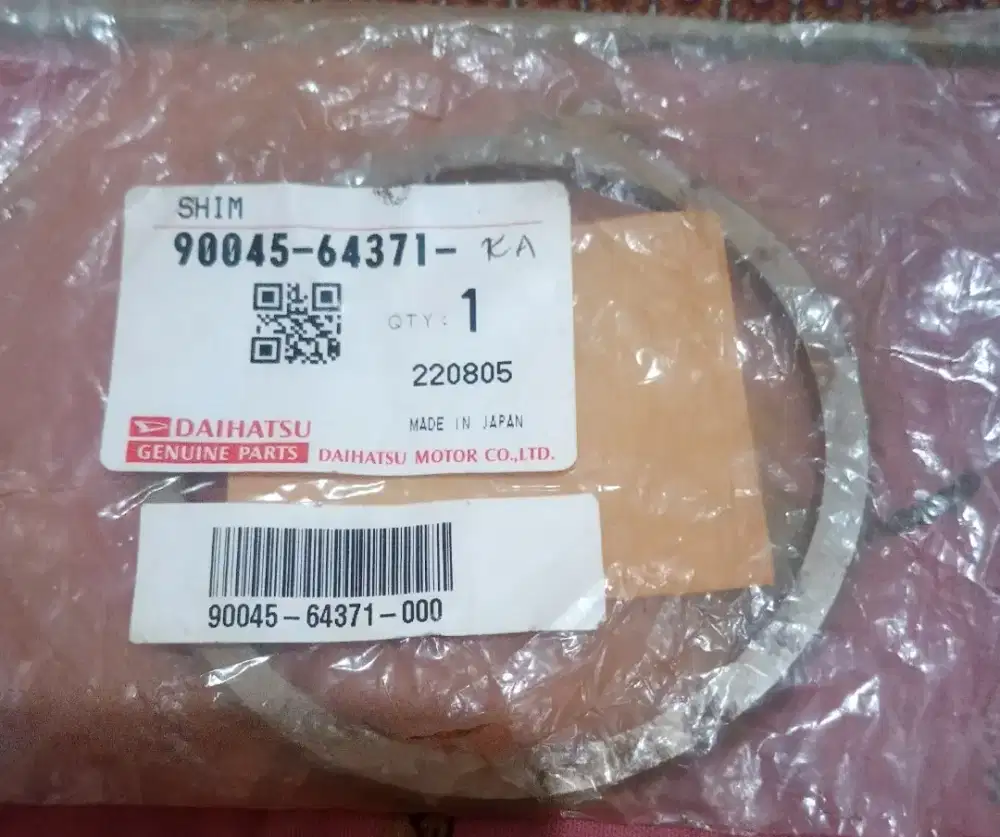 Shim bantalan penyetel bag. dlm diferensial Daihatsu,Toyota Original