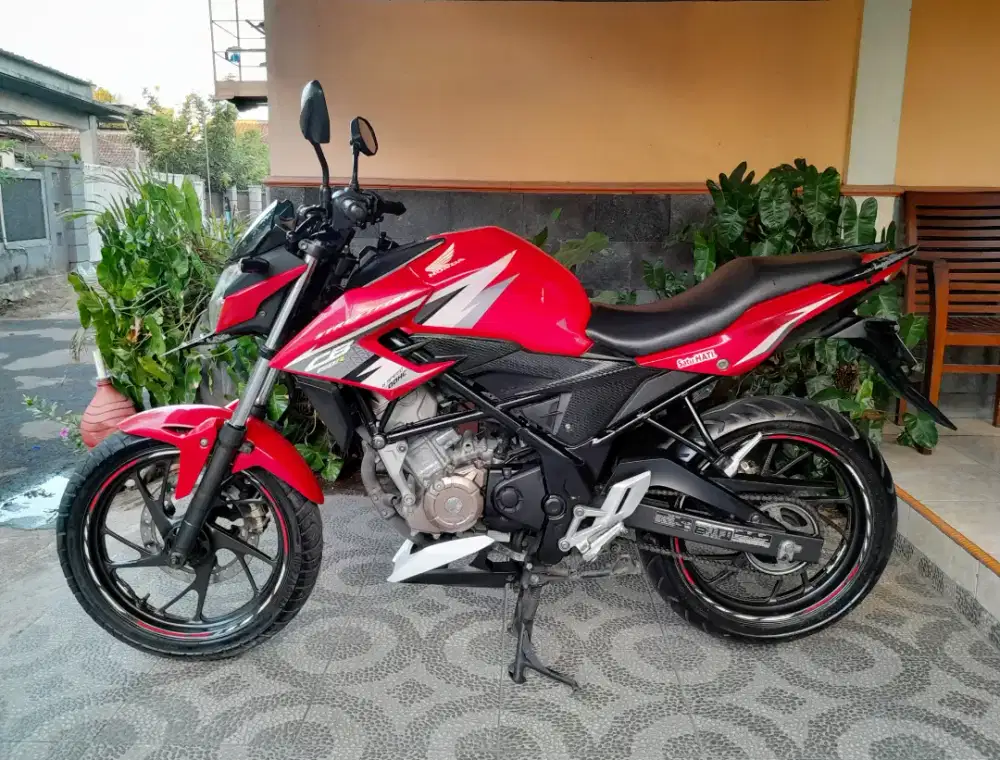 Honda CB 150R TH 2016 AB Sleman odo 40rb mulus istimewa
