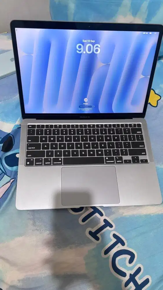 Macbook Air M1 2020 8/256 GB