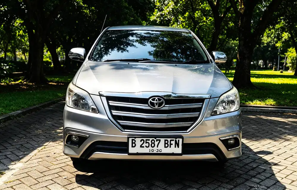 Innova E Up Grade G AT Bensin THN 2015