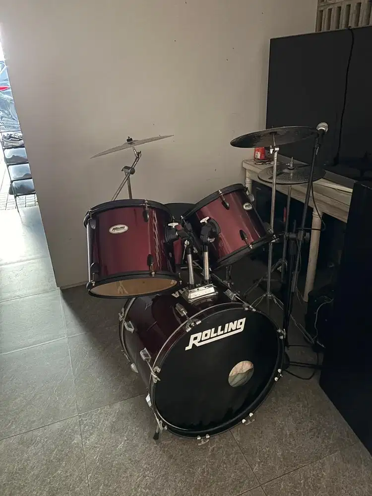 drum rolling second