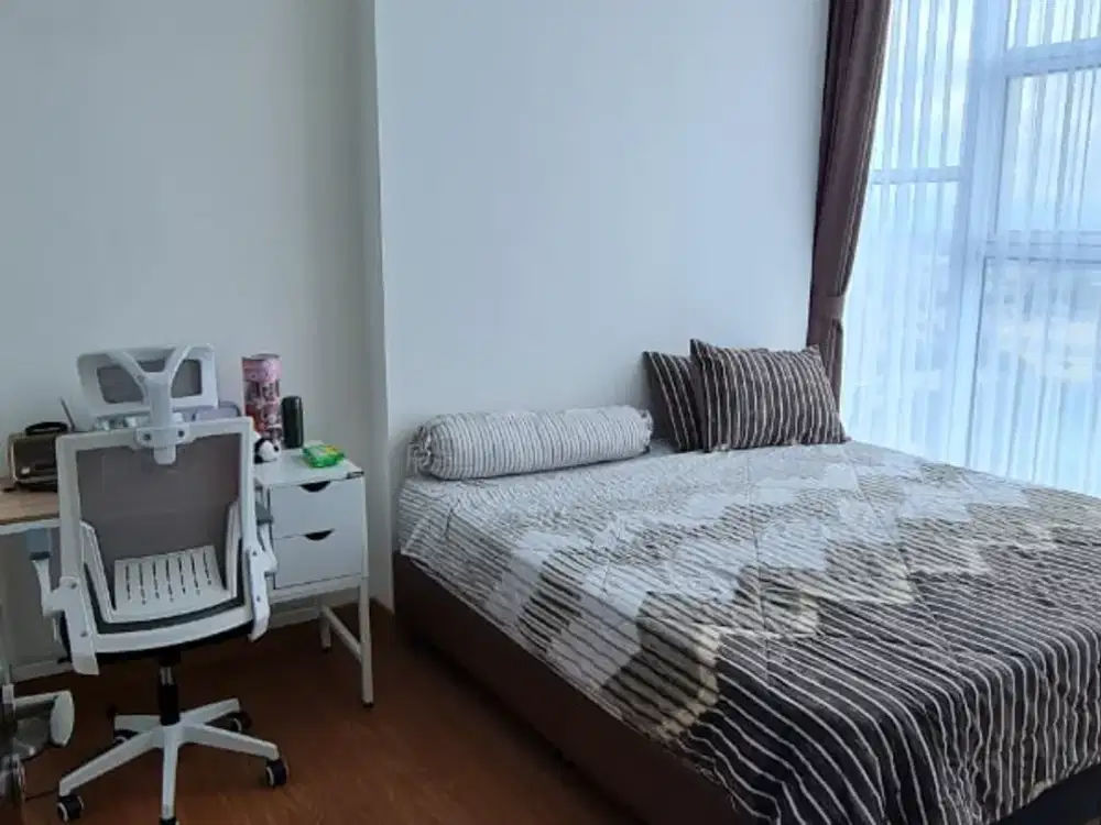 Dijual Apartemen Brooklyn Alam Sutera, Jual Rugi, 1Br City View 950 Juta (Bonus Cashback 100Jt), Elekronik Lengkap