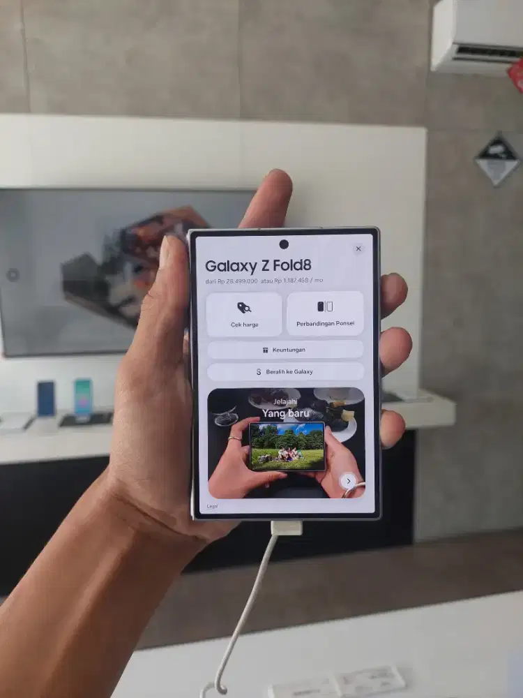 Samsung Galaxy Fold8 Wide