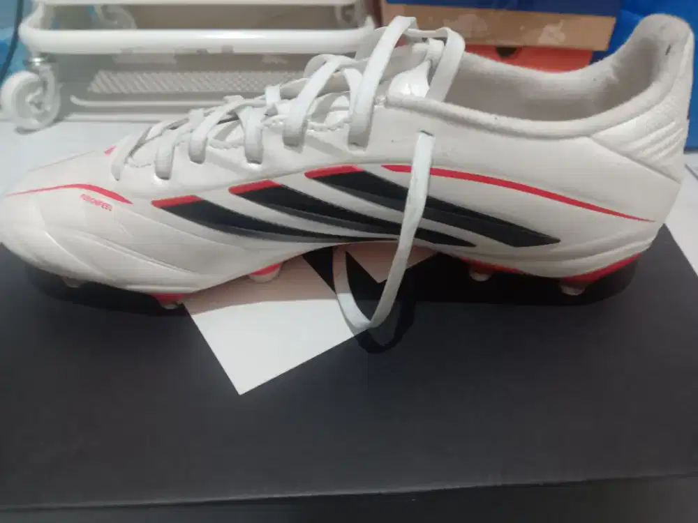 Dijual sepatu bola