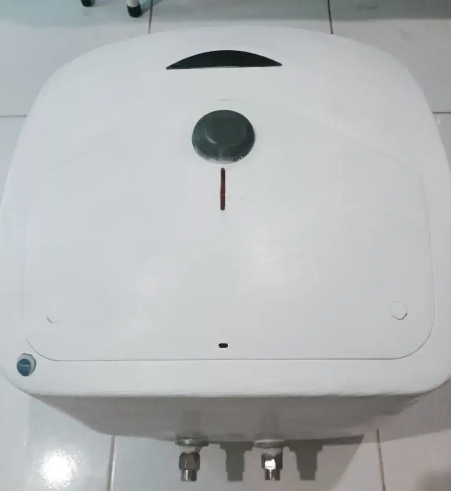 Water Heater Pemanas Air Ariston Ti-Pro 30 L