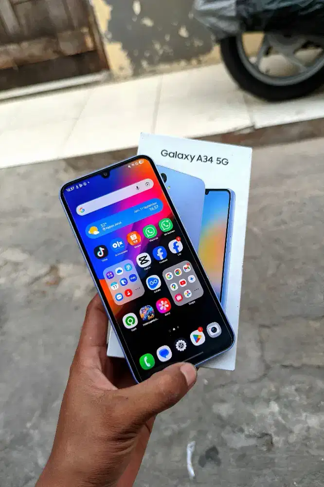 Samsung a34 5G mulus orian fulset 8/256gb ada minus