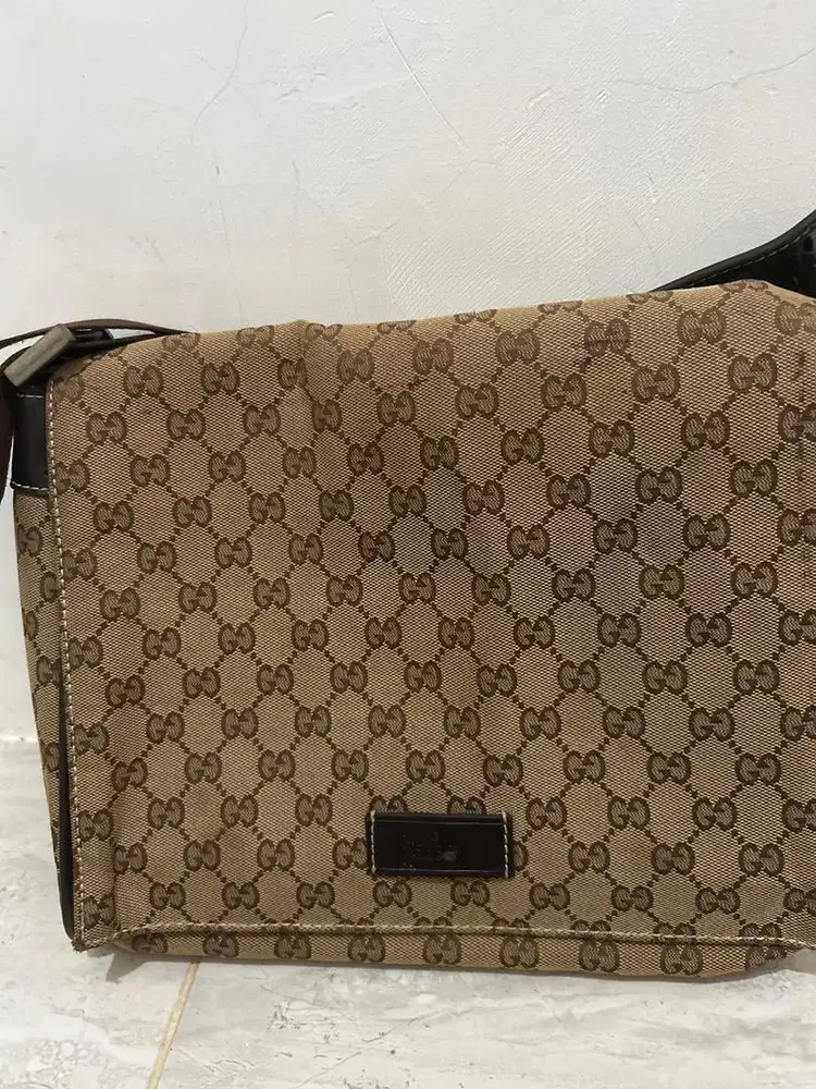 Gucci GG Canvas Messenger Bag