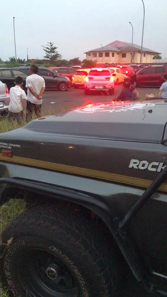 Taft Rocky 4x4 tahun 1992 surat komplit