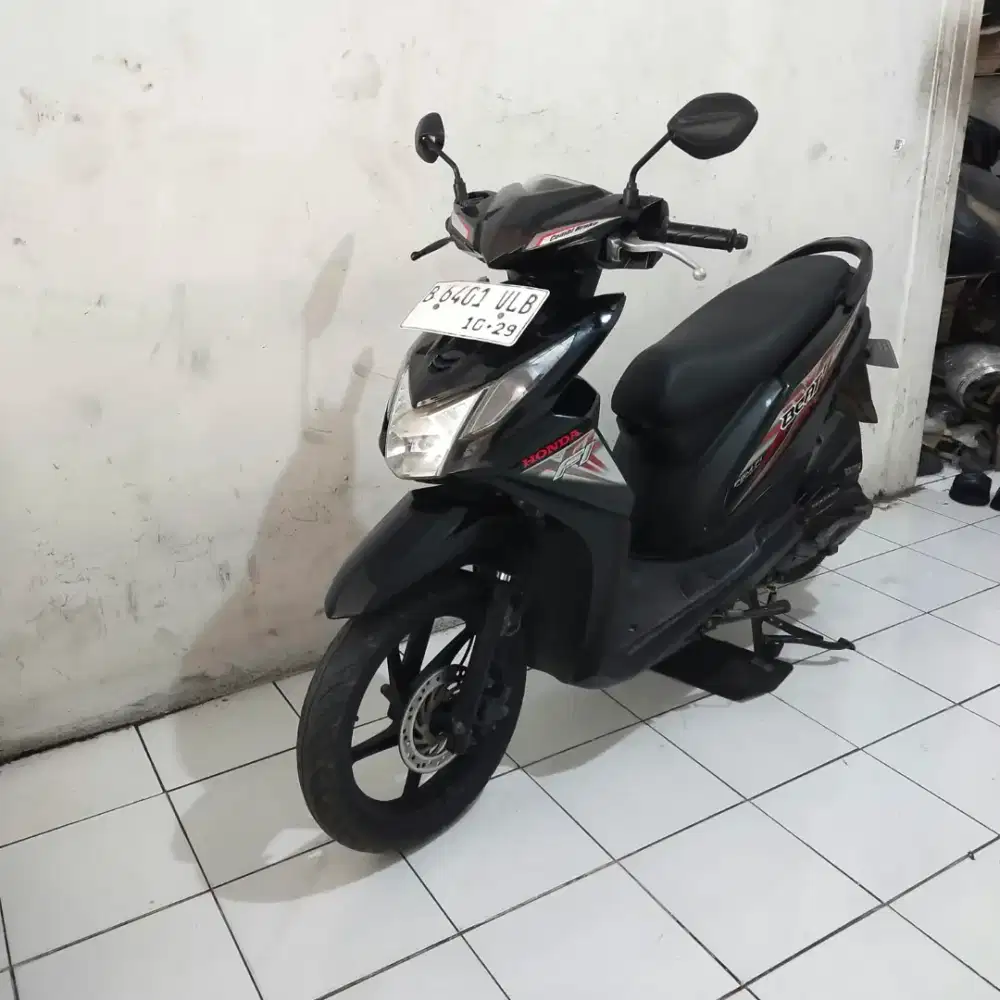 Honda Beat ESp 2015 Lengkap Bagus