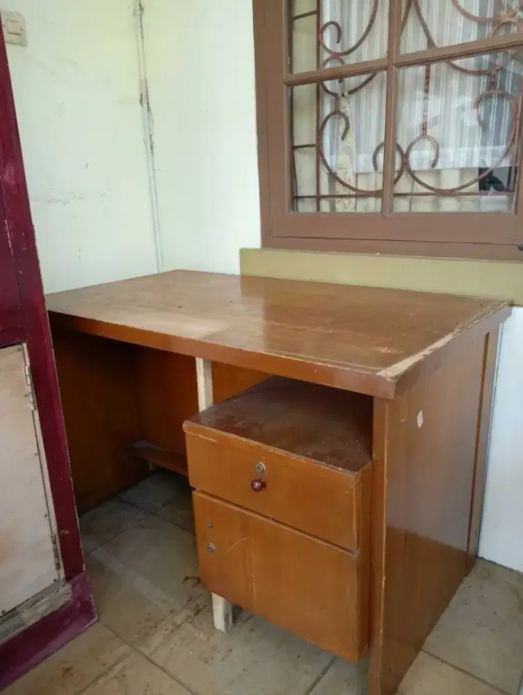 Meja Kerja Meja Belajar Ada Laci dan Storage