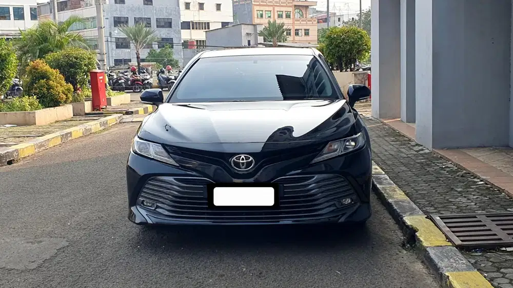 Toyota camry g matic 2020 hitam