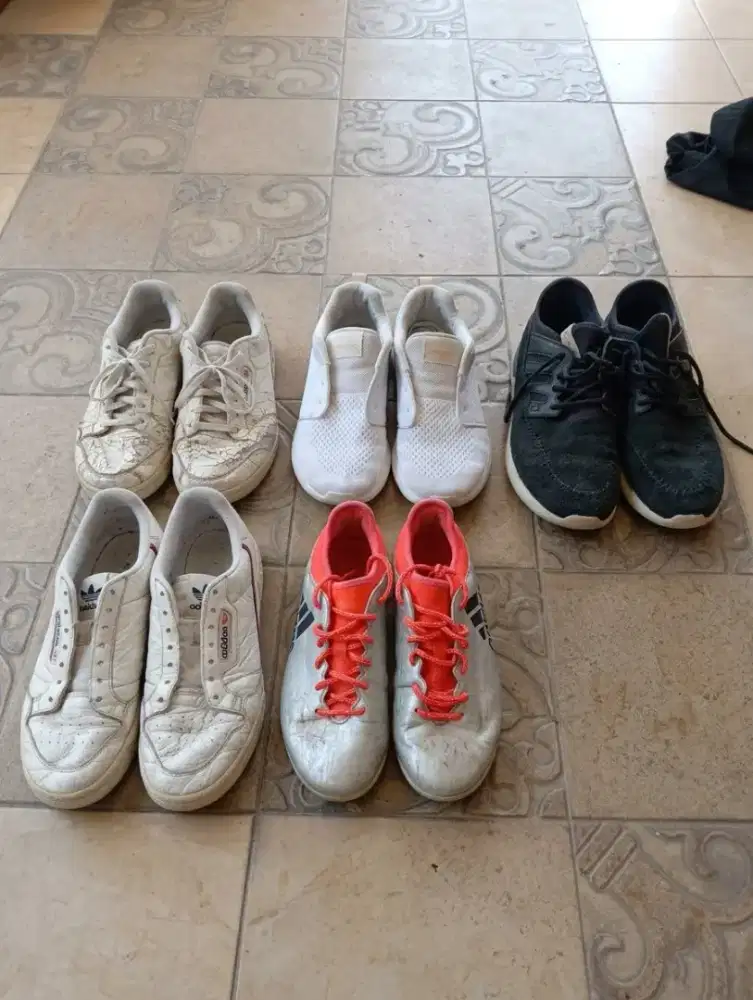 Sepatu Pria Ambil semua 150.000