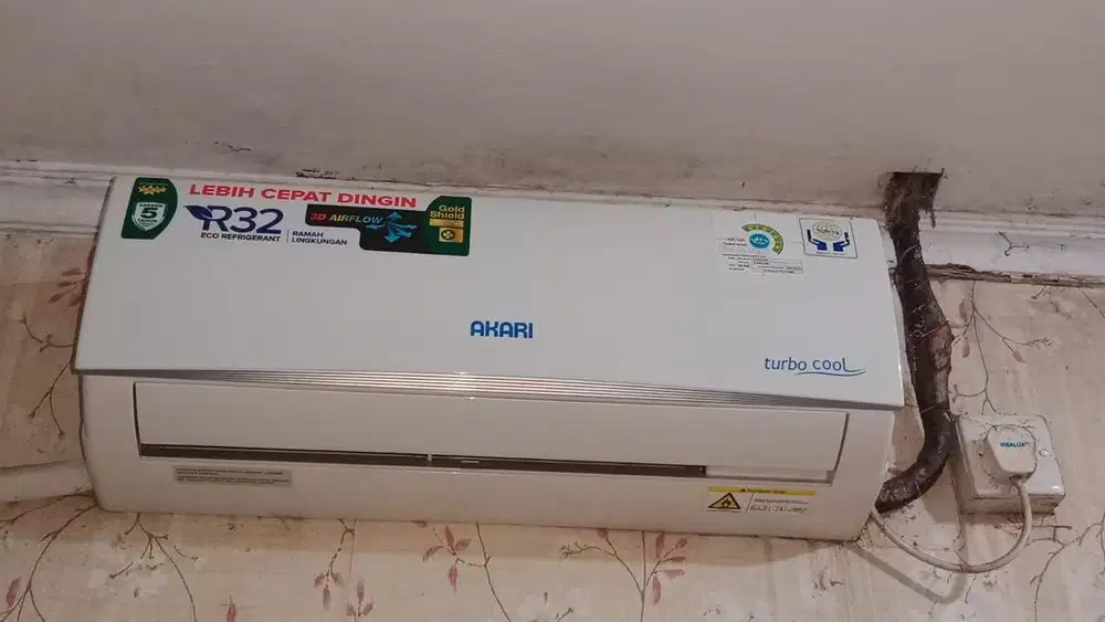 AC AKIRA STENGAH PK HIDUP
