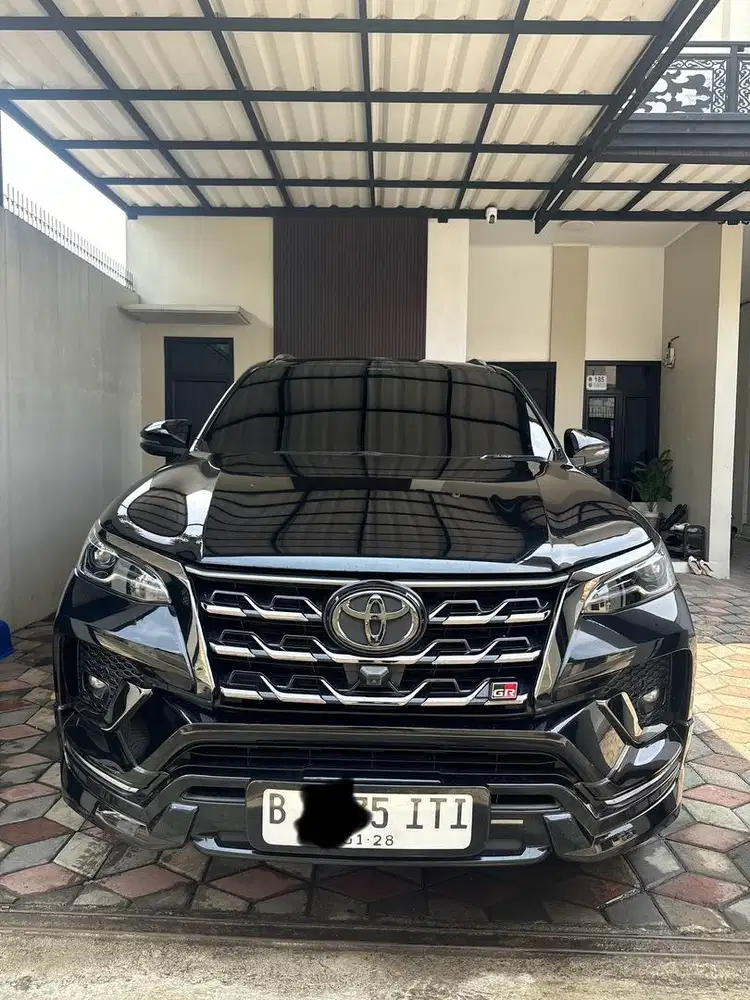 (CASH) Toyota Fortuner GR Sport 2.8 diesel