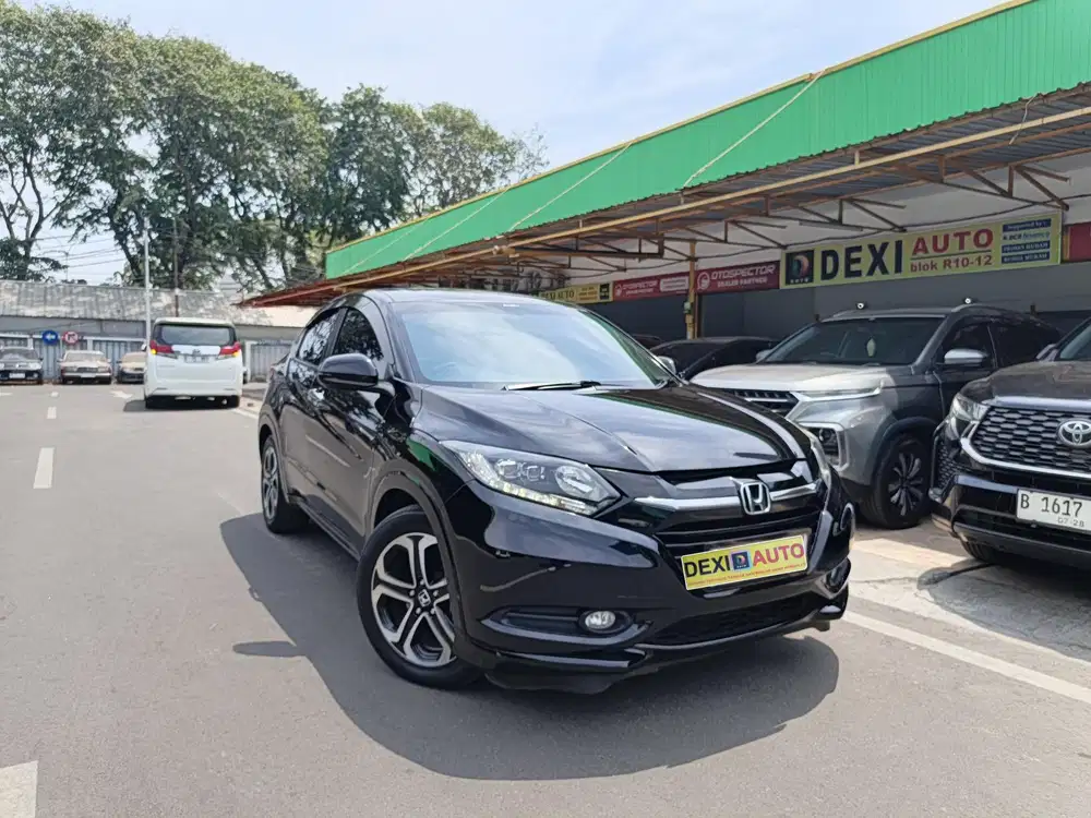 (KM40000)HONDA HRV 1.8 AT PRESTIGE 2018 NIK 2017 SUNROOF KM RENDAH!!