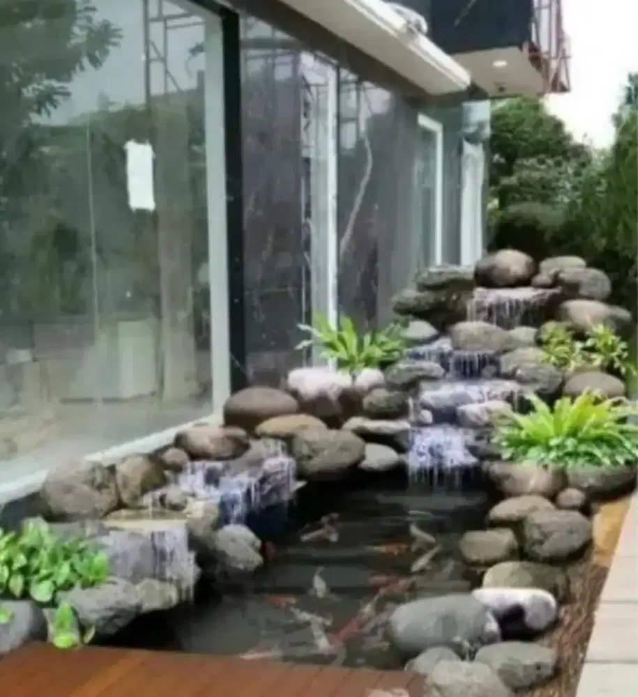 Kolam ikan koi minimalis
