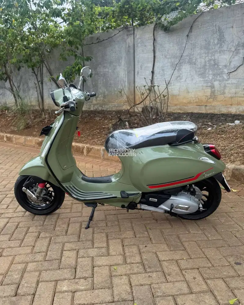 JUAL MURAH VESPA SPRINT S 150 iGET ABS FACELIFT 2022 MULUS