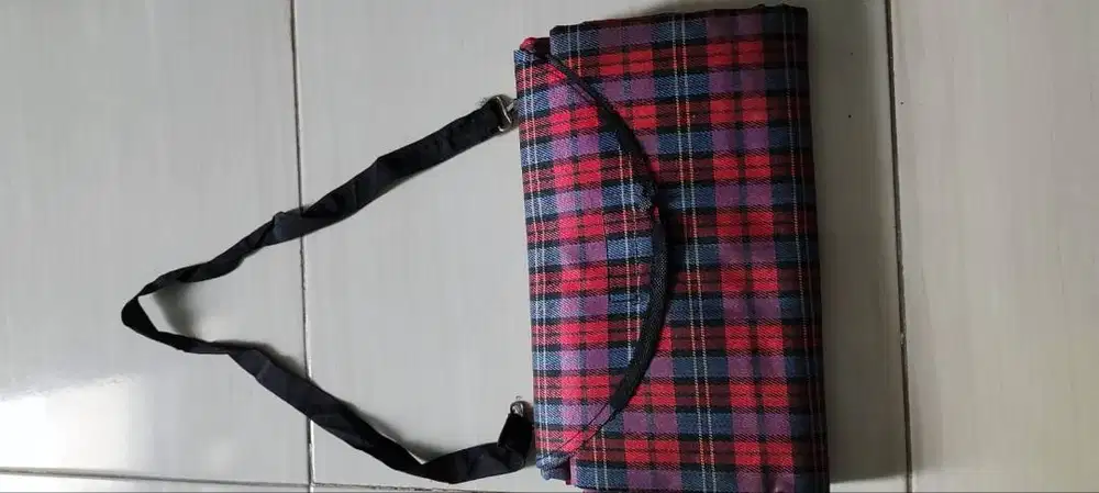 Tikar Piknik Lipat 150x150cm