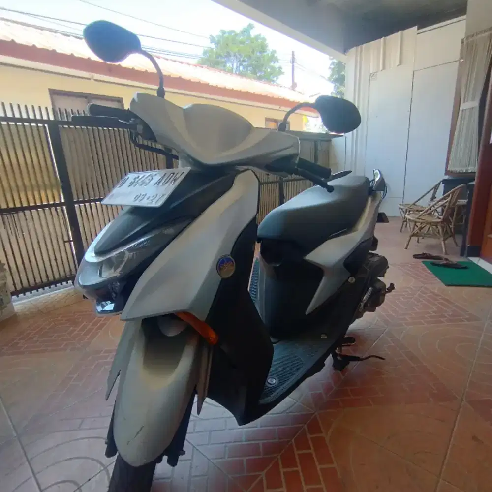 Mio Gear 125 Silver