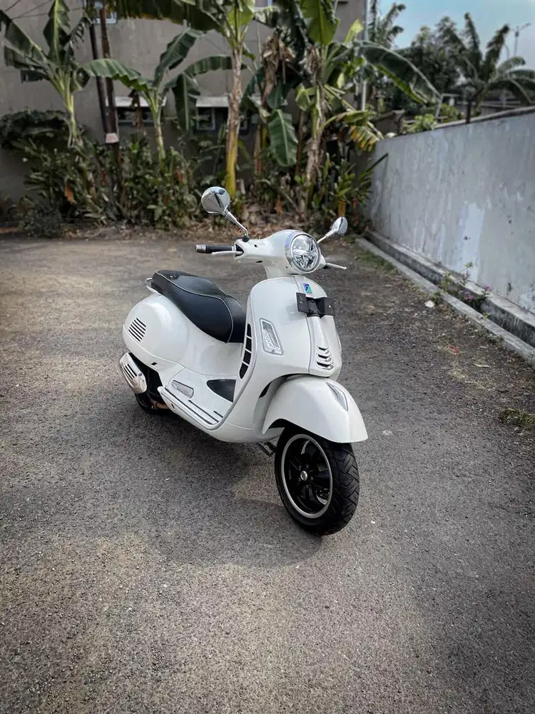 GTS 150 IGET ABS FL 2023